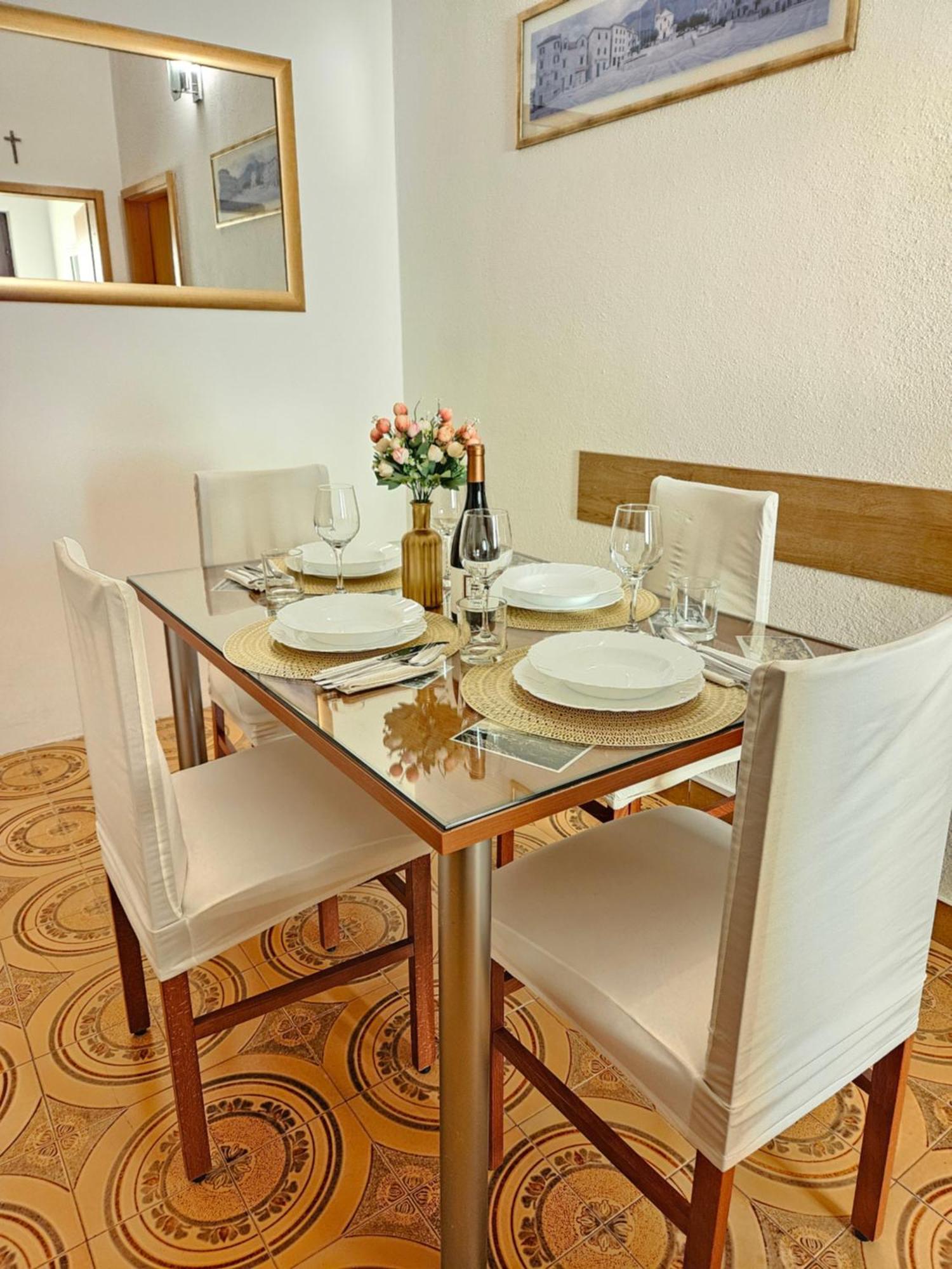 Apartments Brkulj Makarska Exterior foto
